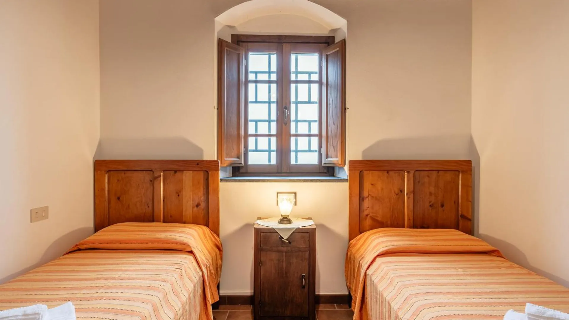 Agriturismo Fadanelli - La Cantina Lamporecchio Séjour à la ferme